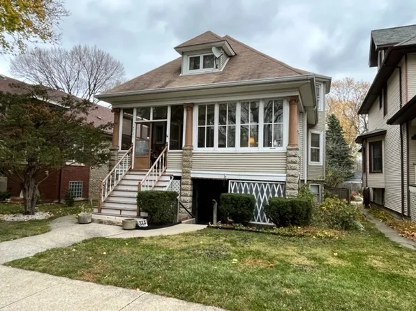 3735 N Kostner Ave, Chicago, IL 60641