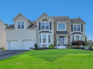 172 Hillside Dr, Manchester, NJ