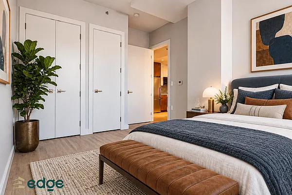 Bedroom, photo 1