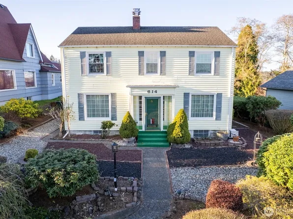 614 1st Avenue, Aberdeen, WA 98520