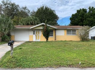 8911 Harvey Ln, Port Richey, FL 34668