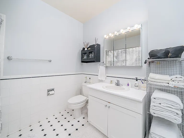 1500 Washington St #6P — Photo 17