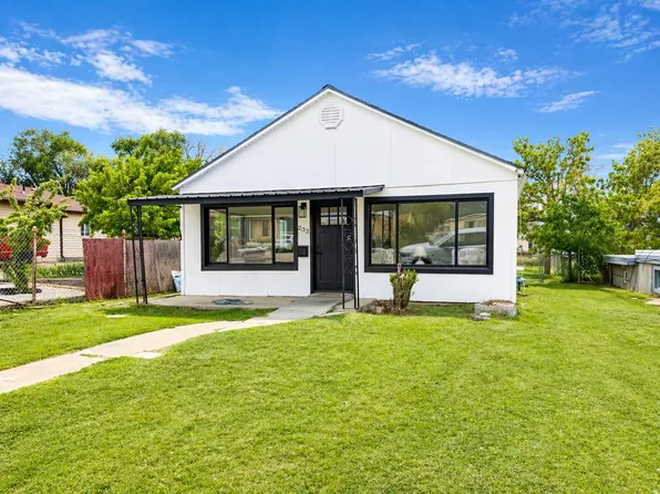 233 N 2nd St, Tooele, UT 84074