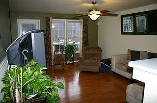 2nd image of 847 Sabina Cir