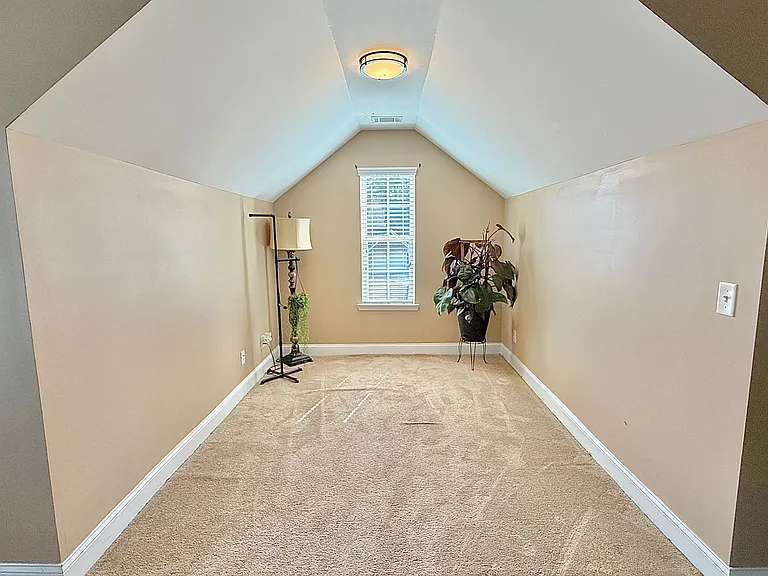 470 Briarcrest Dr NE — Photo 20