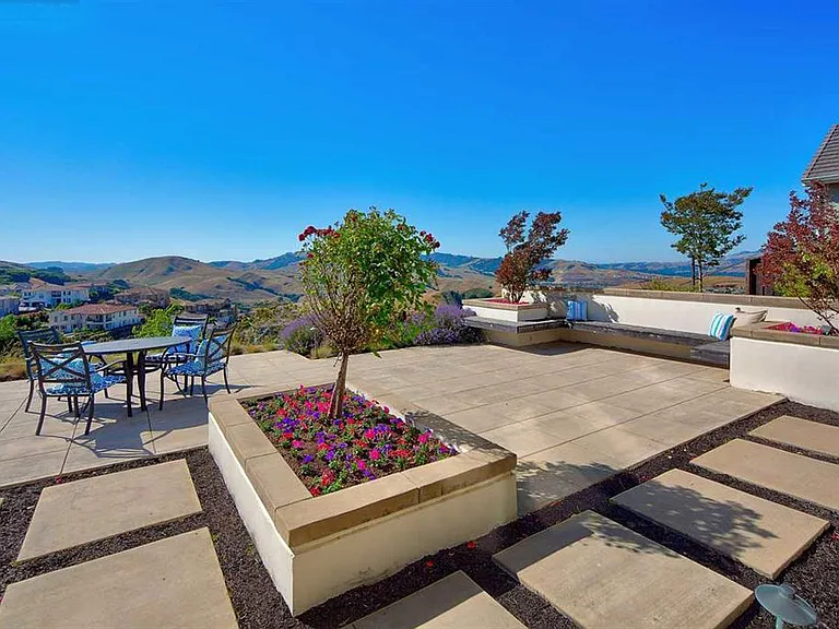3272 Ashbourne Cir — Photo 7