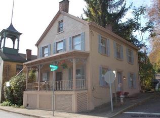 7 Burnett St, Kingston, NY 12401