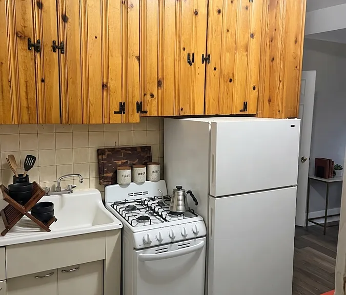 604 N Weber St #7 — Photo 2
