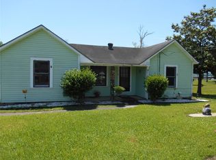 3302 Massey Tompkins Rd, Baytown, TX 77521