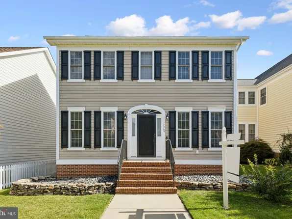 17263 Easter Lily Mews, Ruther Glen, VA 22546