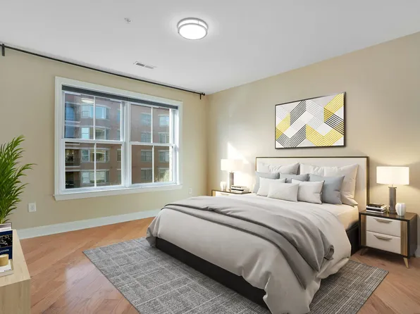 20 Avenue At Port Imperial image 17 of 45