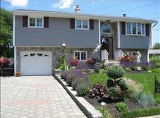 39 Warrenville Rd, Middlesex, NJ 08846