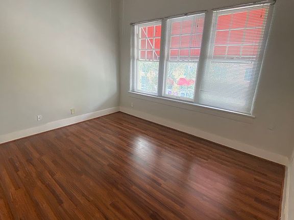 4th image of 310 S Dixie Hwy #4