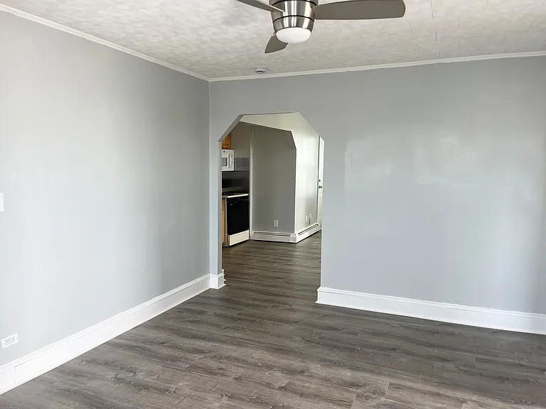 233 Division St #2W — Photo 6