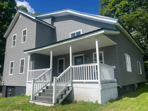 347 Essex St, Corry, PA 16407