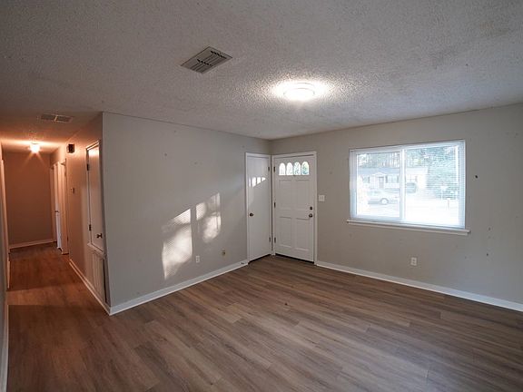 4th image of 5608 Westview Ln