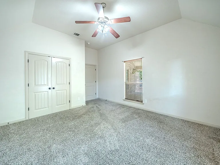 109 Chateau Dr — Photo 18