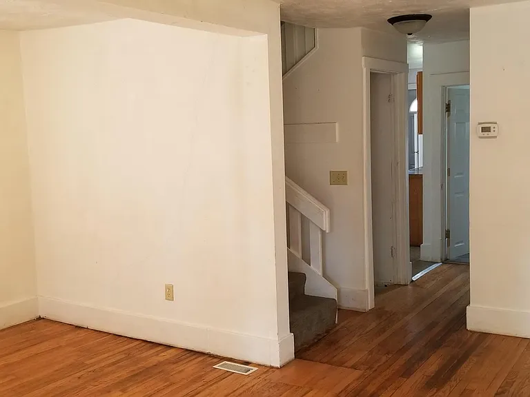 2502 Adams St — Photo 2