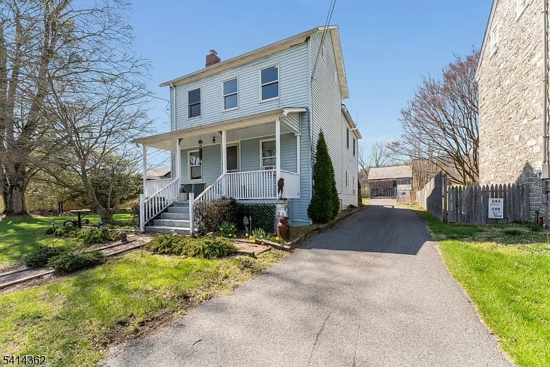 243 County Road 627 photo 1