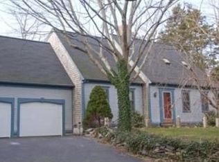 8 Fleetwood Rd, East Sandwich, MA 02537