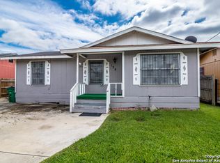 138 E Baetz Blvd, San Antonio, TX 78221