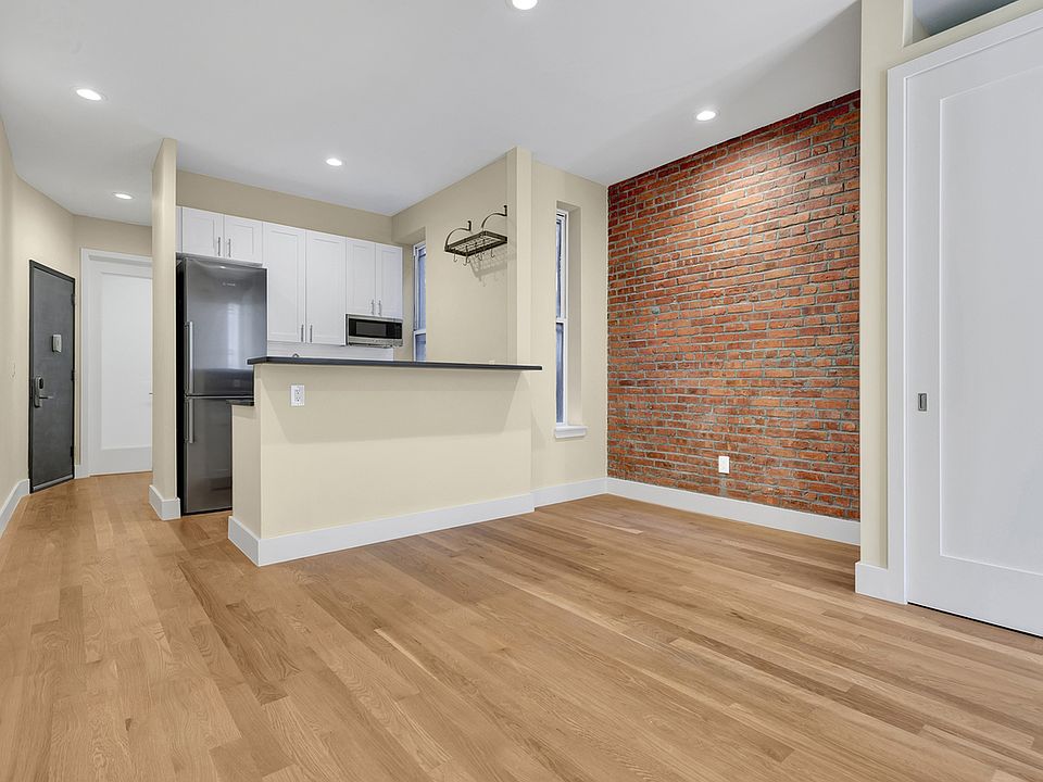 1st image of 400 W 56th St APT 4H