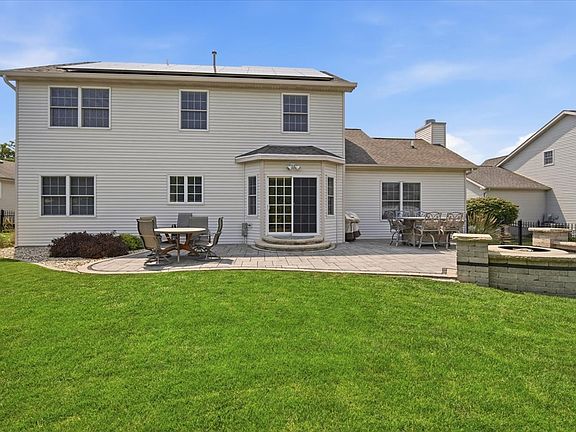 2nd image of 46 Conway Cir