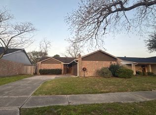 11427 Devencrest Dr, Houston, TX 77066