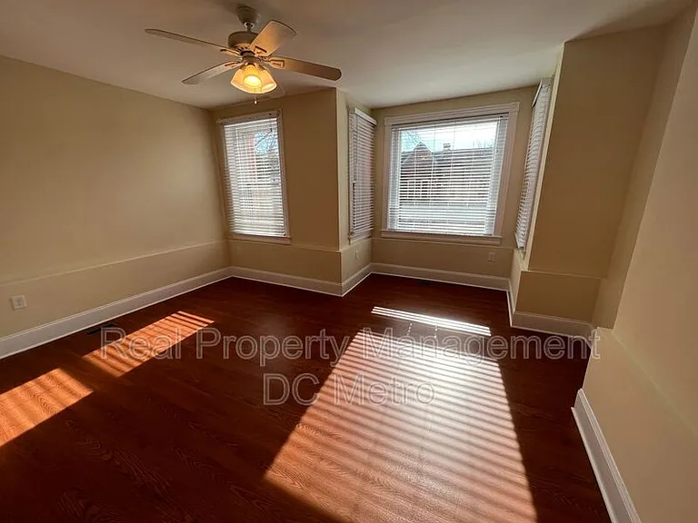 32 Quincy Pl NE #NE — Photo 21
