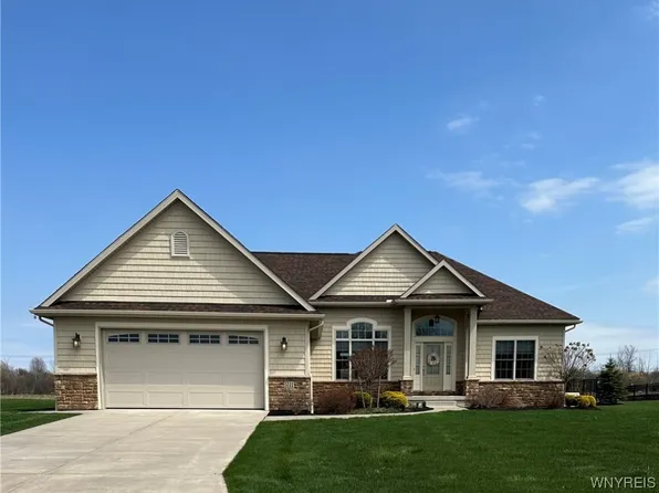 5111 Anfield Rd, Buffalo, NY 14221