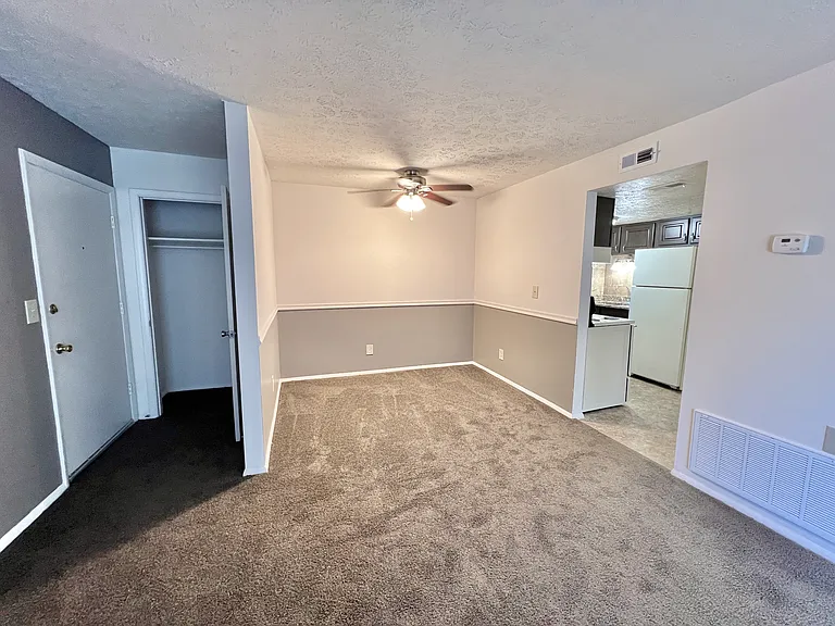 The Woods Apartments — Photo 36