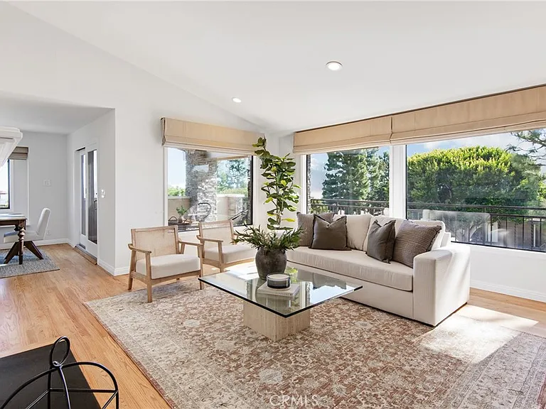 30216 Matisse Dr — Photo 4