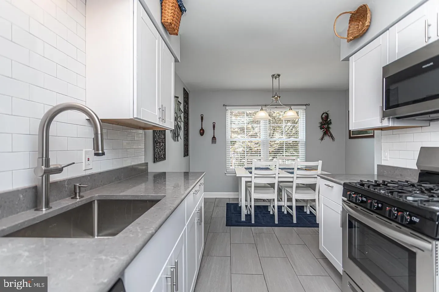2 bed, 1600 sqft, $2,900 — Photo 4