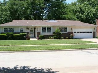 1809 N Farmstead St, Wichita, KS 67208