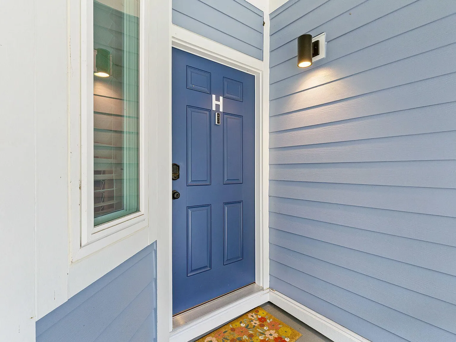 2 bed, 2.0 bath, 1052 sqft, $2,900 — Photo 2