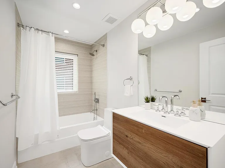 511 Forest Ave #1 — Photo 12