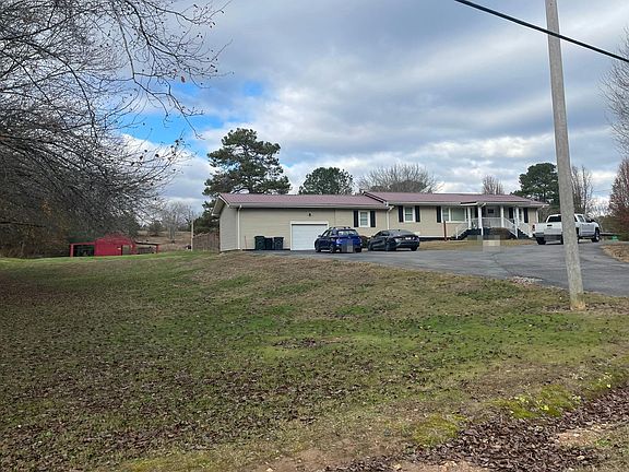 4th image of 1964 Corinth Rd