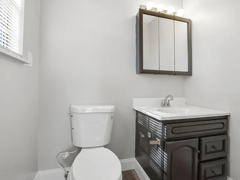 3683 Halifax Cir — Photo 19