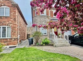 3366 Covent Cres, Mississauga, ON L5M 7K6