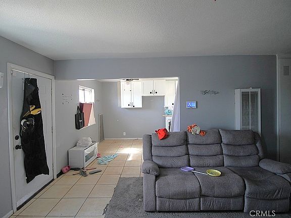5th image of 610 Chateau Way