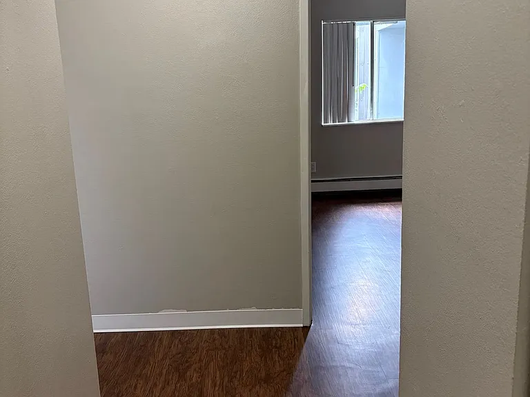 Prospect Pointe Apartments — Photo 44