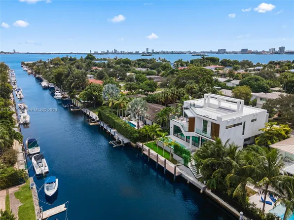 1379 NE 104th St, Miami Shores, FL 33138