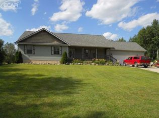 7328 Oak Rd, Vassar, MI 48768