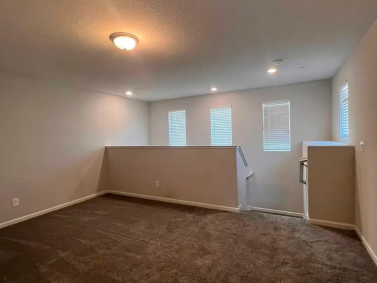 2727 Mabry Dr — Photo 7