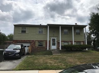 8 Donna Dr, Newark, DE 19713