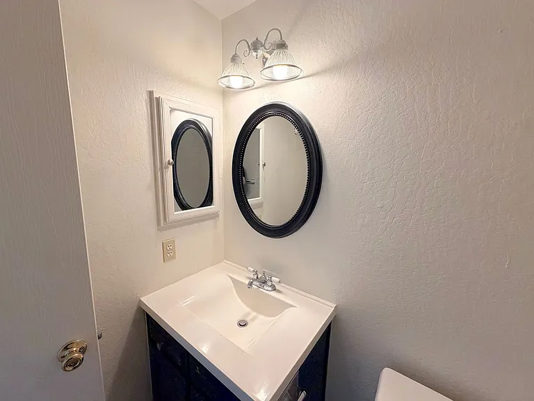 1862 Espee Ct — Photo 30