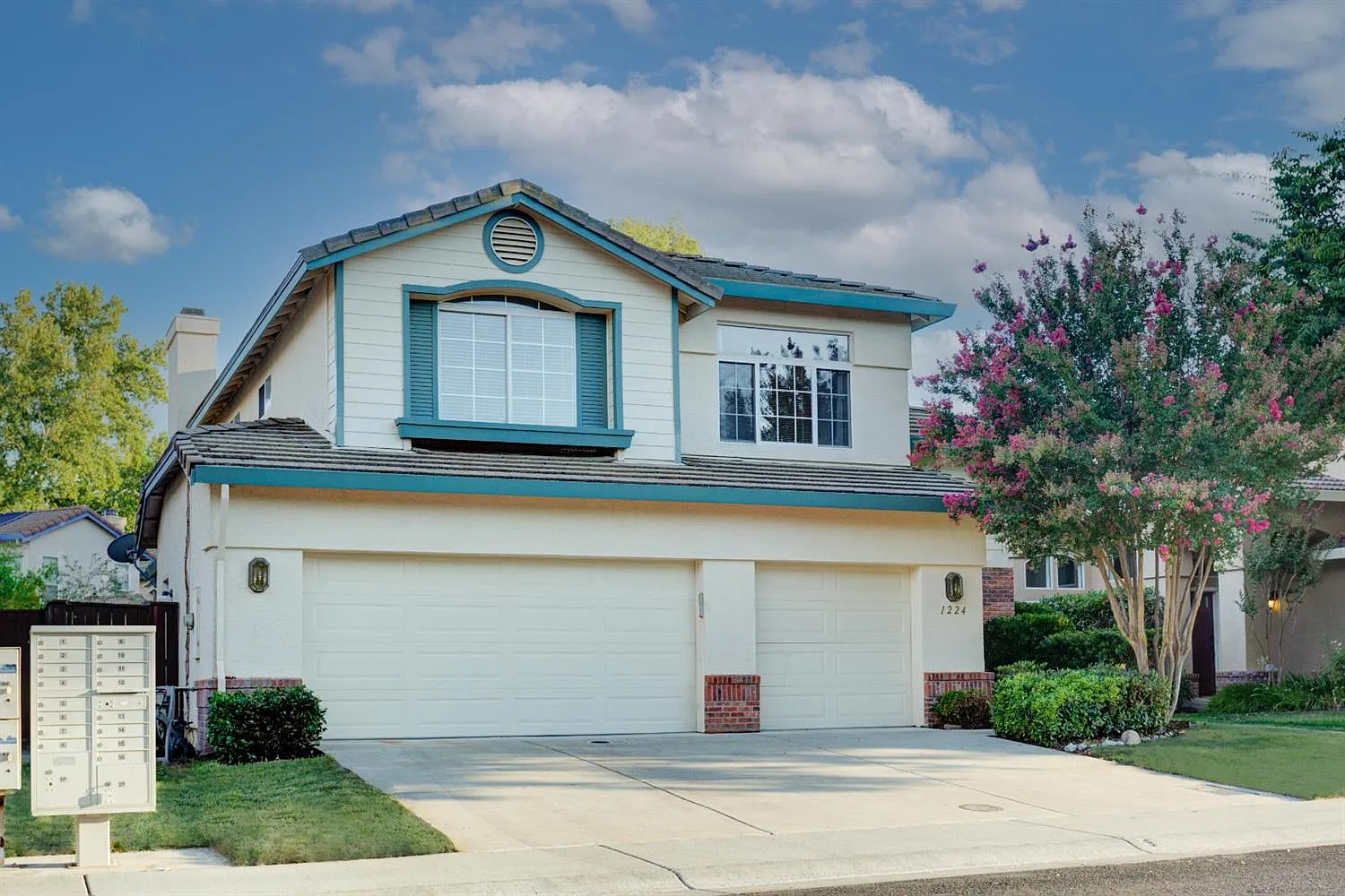 1224 Villaverde Ln photo 1