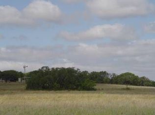 616 Kendalia Rd, Blanco, TX 78606