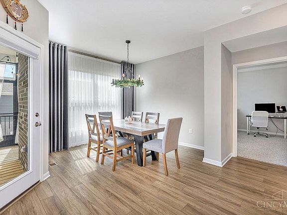 5th image of 4865 Osprey Pointe Dr