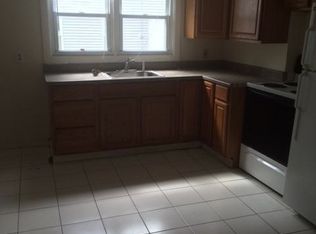 4 Dayton St, Worcester, MA 01609